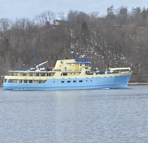 Free waterway cruise